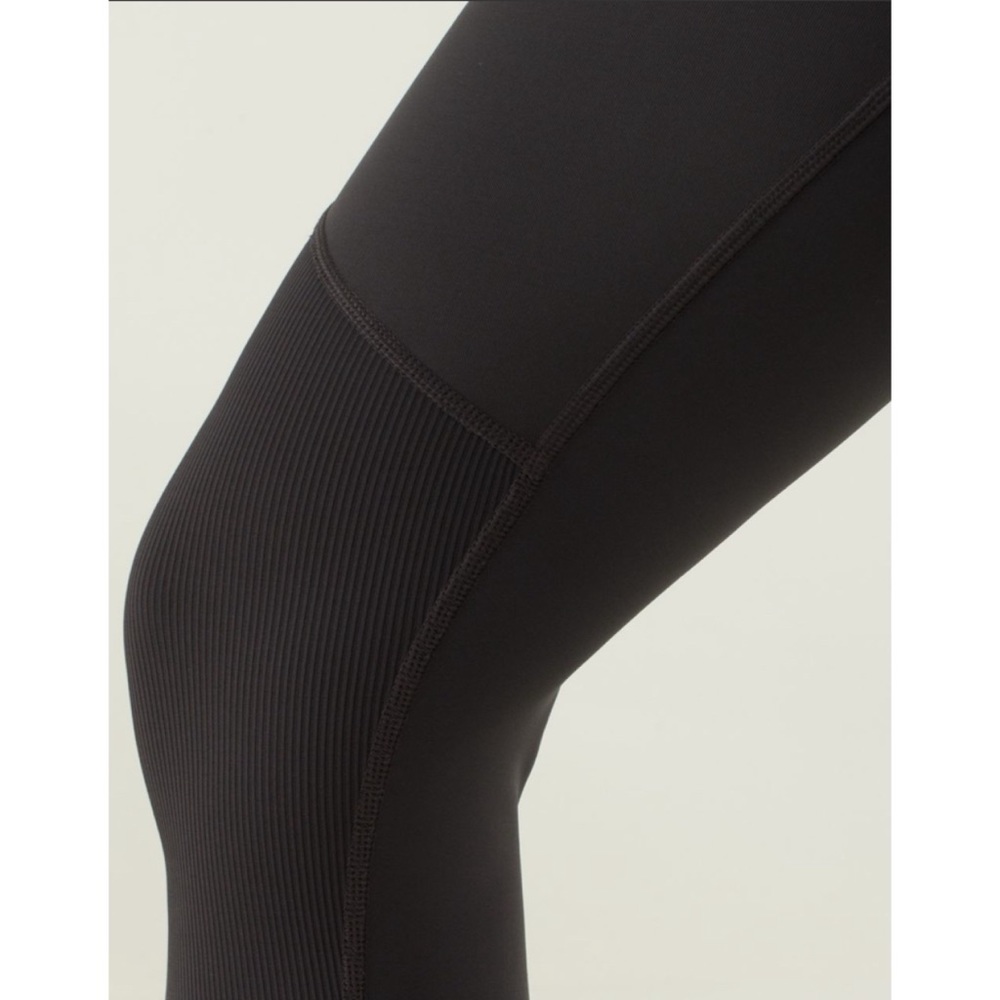 Lululemon Cut The Crop Black / Bali Breeze Legging Size 8 - Picture 2 of 6